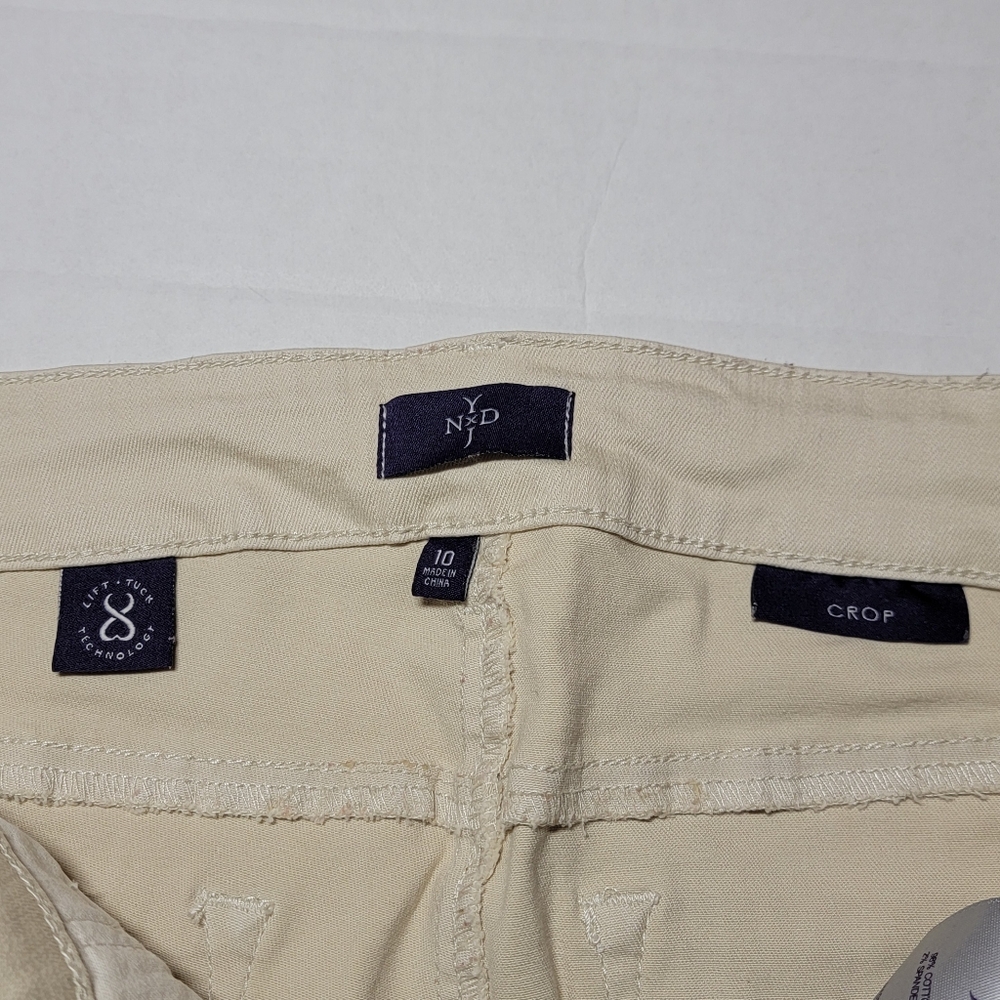 NYDJ Ariel Crop Size 10 Lift Tuck Technology Capri Cream Color - Picture 3 of 13